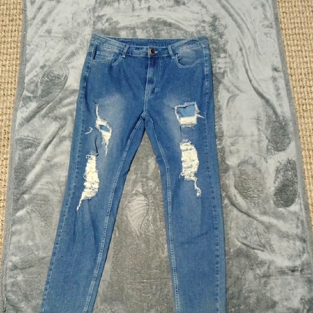 Women's Distressed Blue Jeans